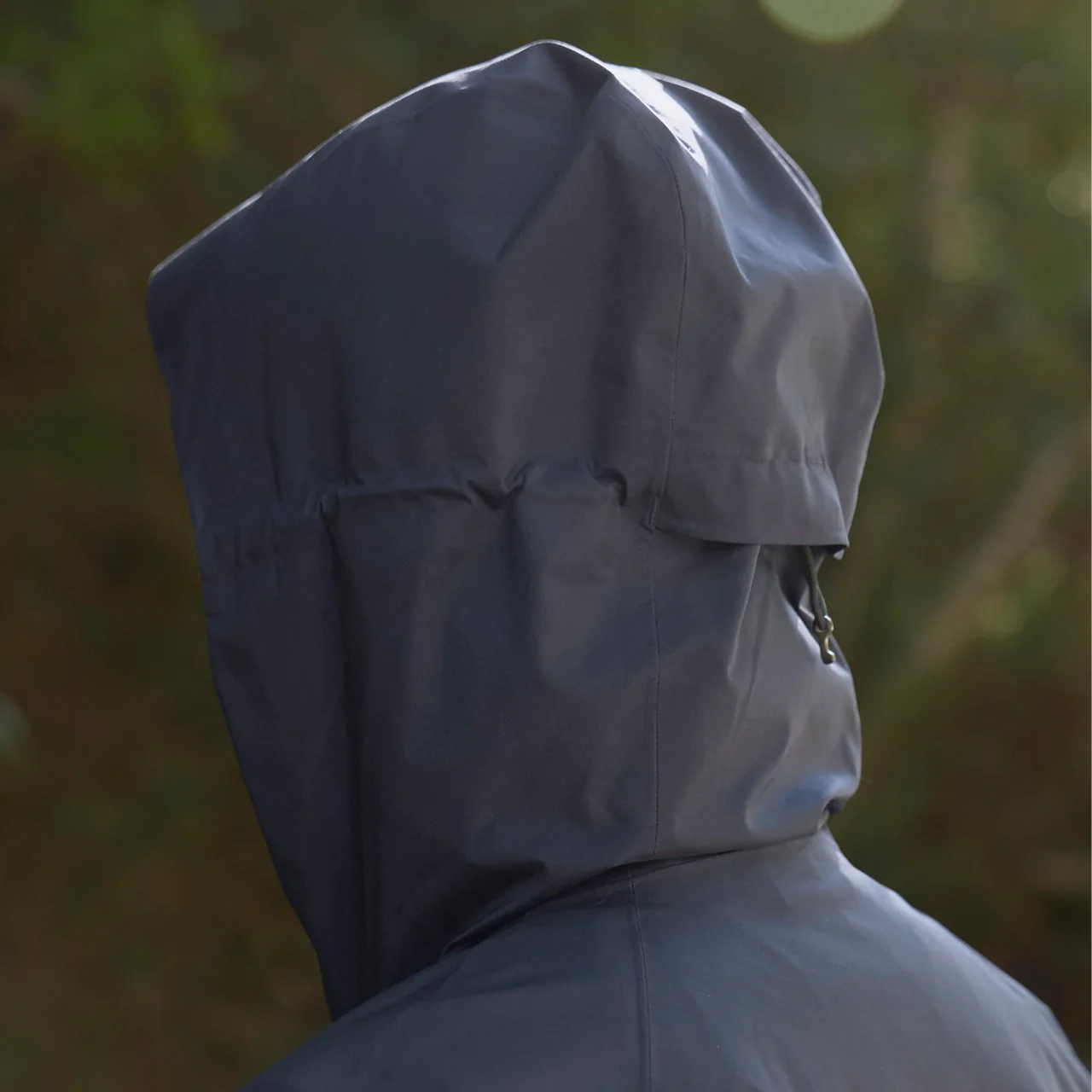 Women's Ultralight Storm 2.5L Jacket - Image 3