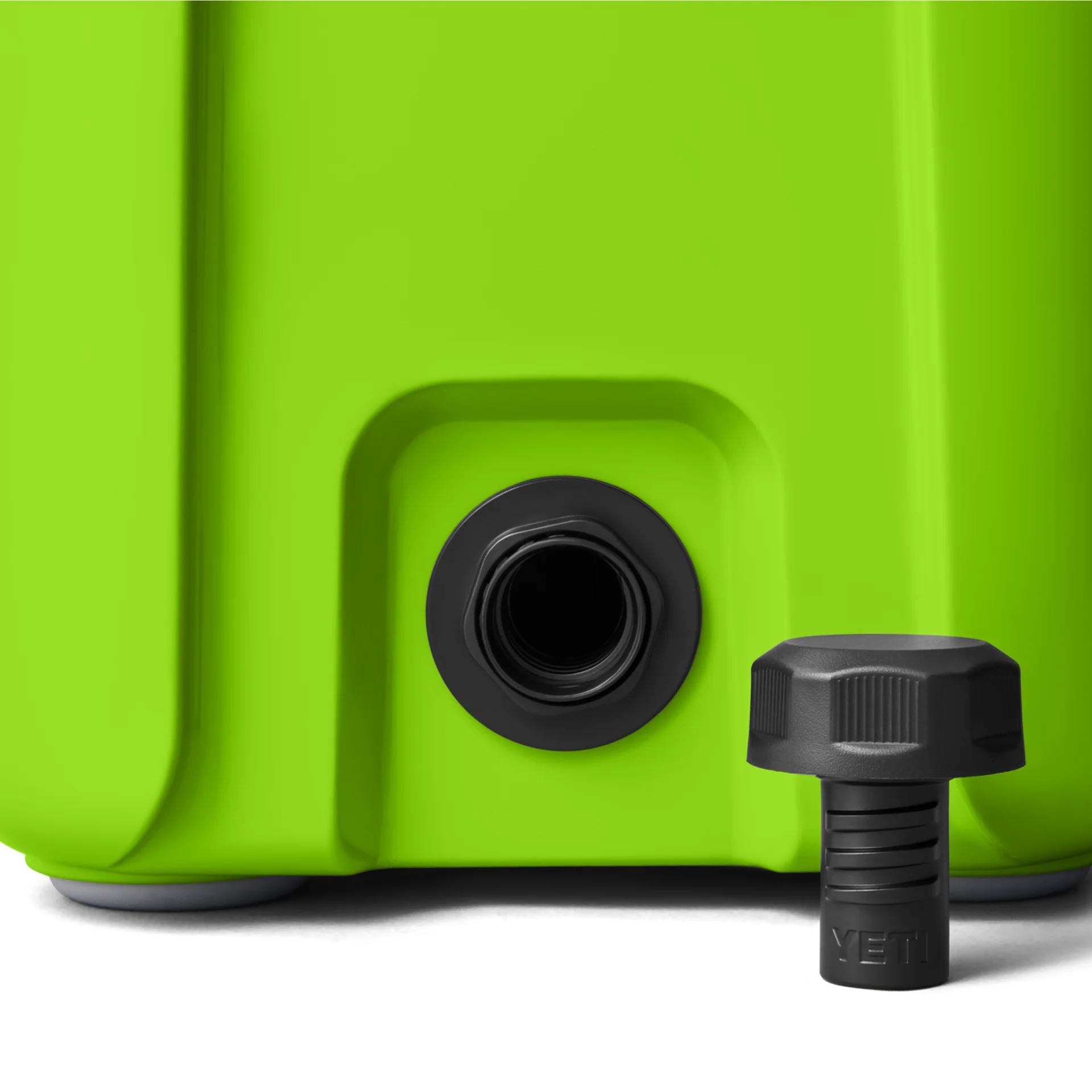YETI® Roadie 15 Cool Box - Image 23